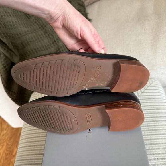 The Flexx Bowery Black Leather Loafer - Picture 8 of 11